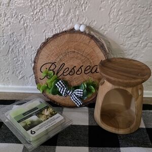 Rustic Wood 'Blessed' Sign with Wax Warmer And Green Relaxing Wax Melts